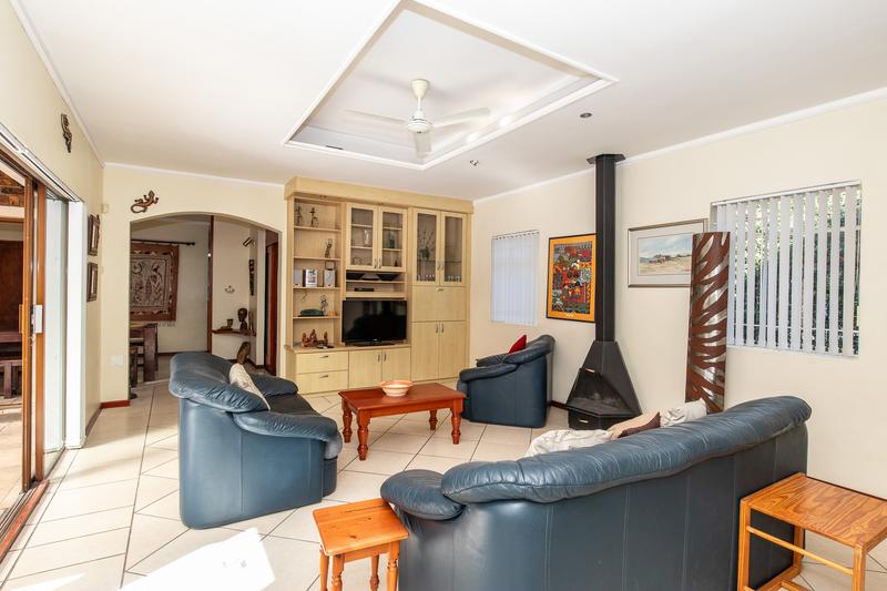 4 Bedroom Property for Sale in Bergvliet Western Cape